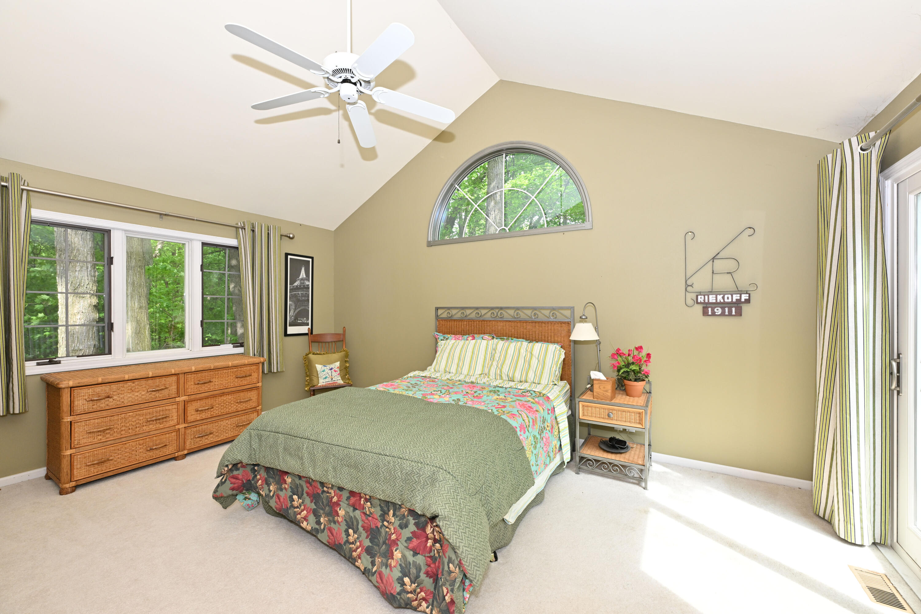 3554 Cranberry Lane Caledonia, WI 53404 - Photo 15 of 22 Bedroom