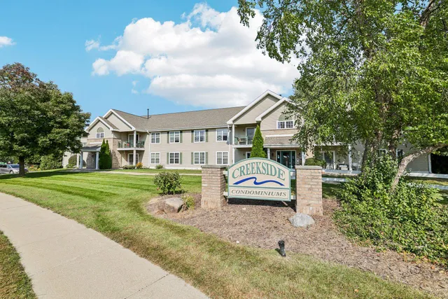 $197,900 | 201 Kearney Way, Unit 102, Waunakee, WI 53597