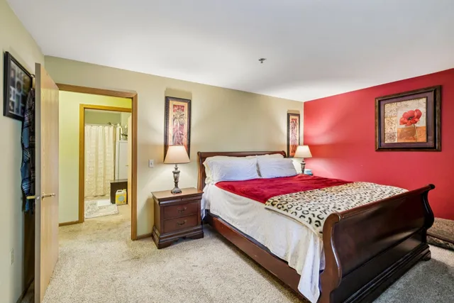 $197,900 | 201 Kearney Way, Unit 102, Waunakee, WI 53597