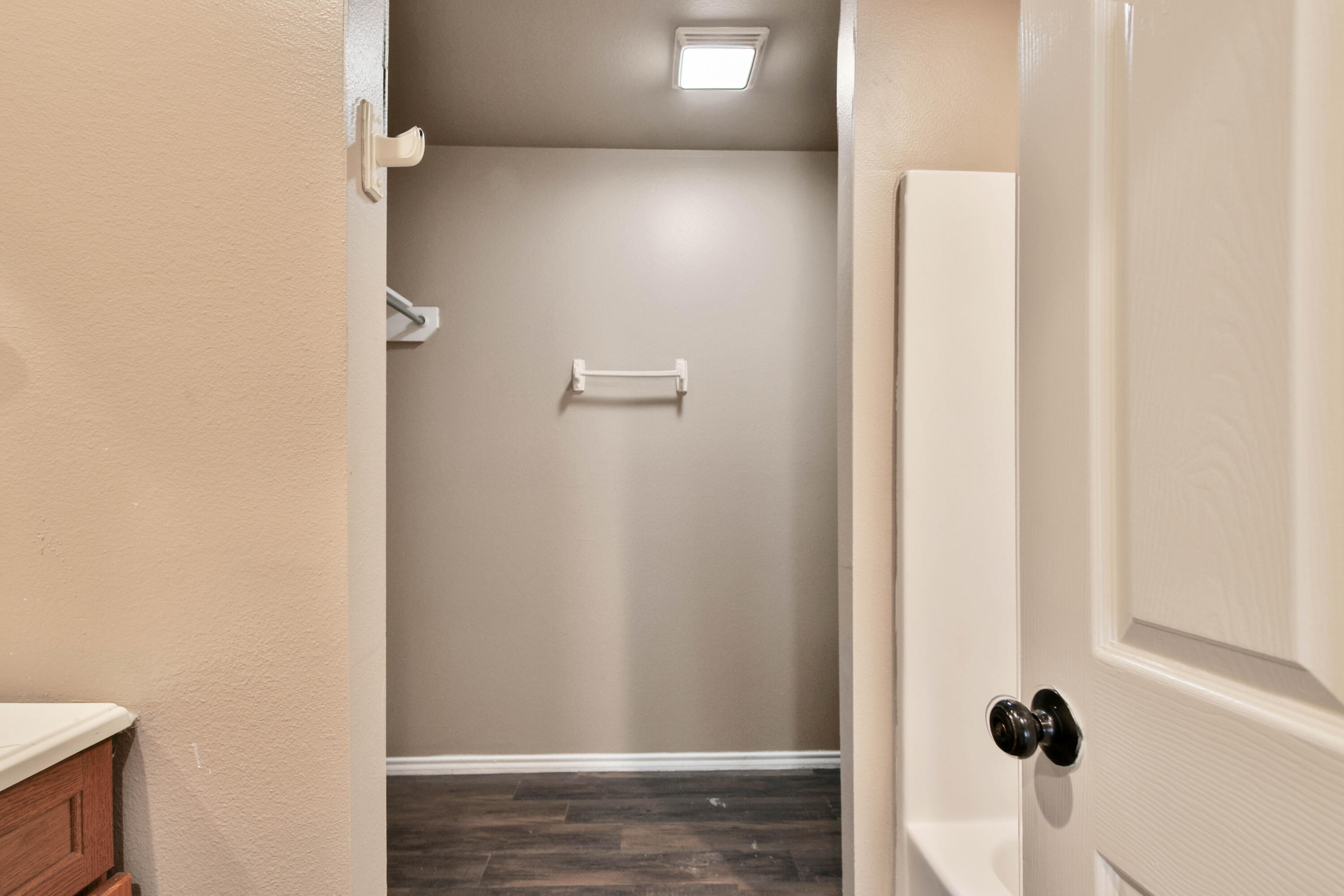 211 36th Street Lubbock, TX 79404 - Photo 17 of 19 IMG_3441
