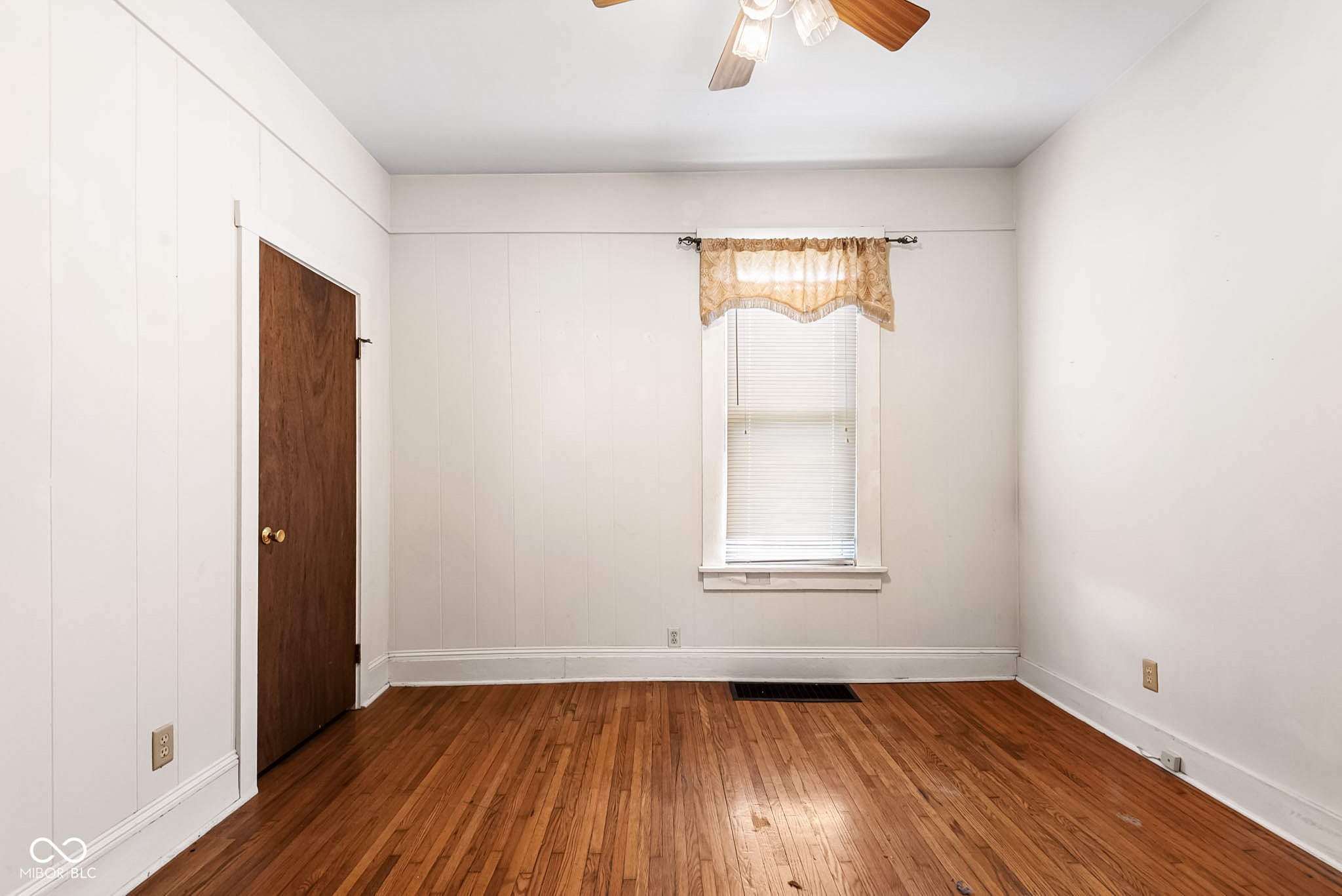 1109 23rd Street Columbus, IN 47201 - Photo 5 of 25