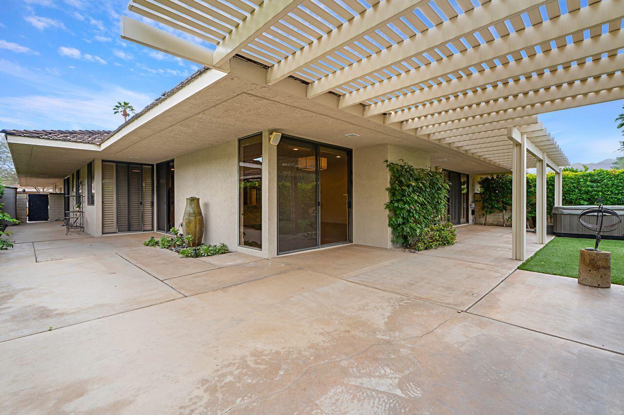 26 Princeton Drive Rancho Mirage, CA 92270 - Photo 25 of 36 Back Patio