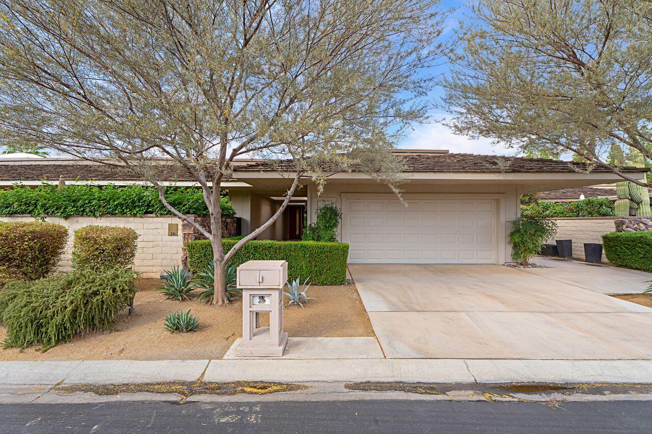 26 Princeton Drive Rancho Mirage, CA 92270 - Photo 29 of 36 Front View