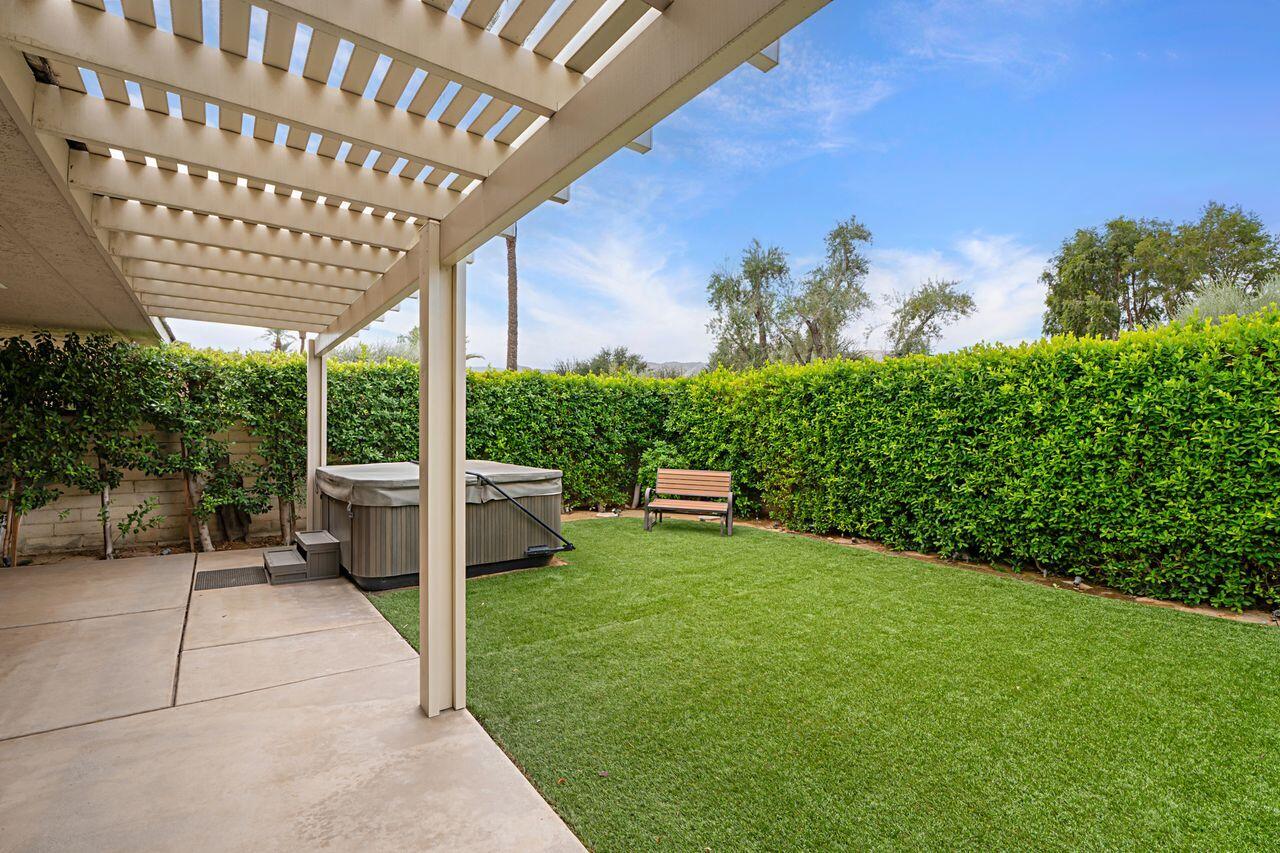 26 Princeton Drive Rancho Mirage, CA 92270 - Photo 34 of 36 Private Backyard