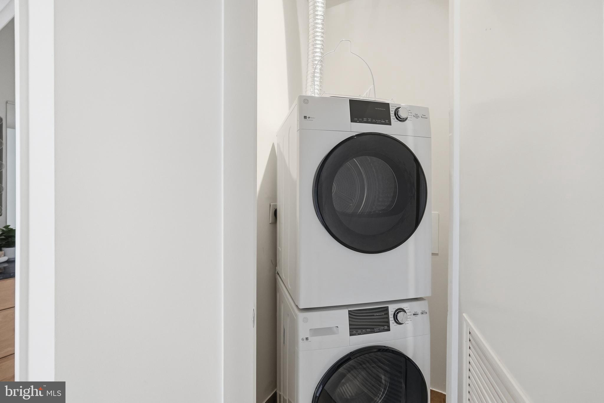 811 4th Street Northwest, Unit 404 Washington, DC 20001 - Photo 14 of 23 In-Unit Laundry