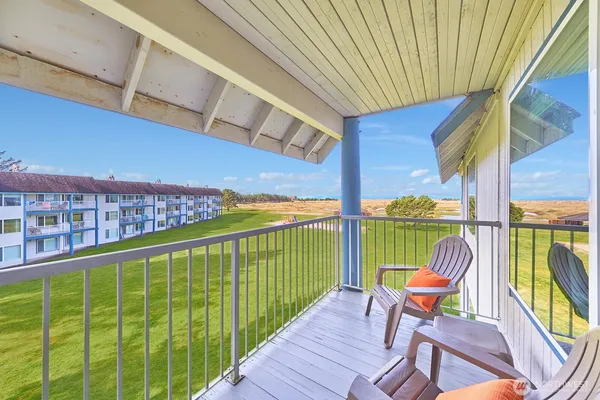 $113,500 | 210 26th Street Northwest, Unit 335, Long Beach, WA 98631