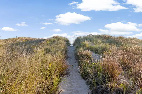 $1,995,000 | 133 Phillips Road, Sagamore Beach, MA 02562