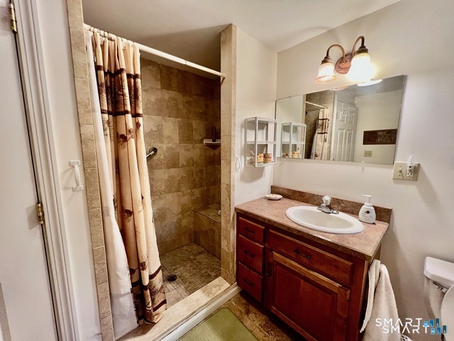 28 Kelsey Road Clinton, CT 06413 - Photo 10 of 17 Gallery Image 10