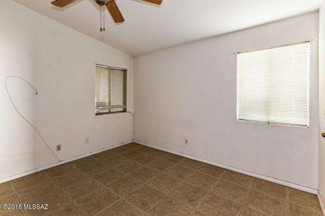 2541 West Fanbrook Road Tucson, AZ 85741 - Photo 16 of 25