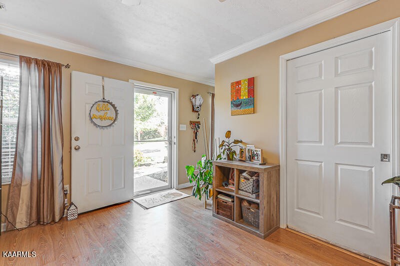 7812 Dawnview Road Powell, TN 37849 - Photo 6 of 27 Gallery Image 6