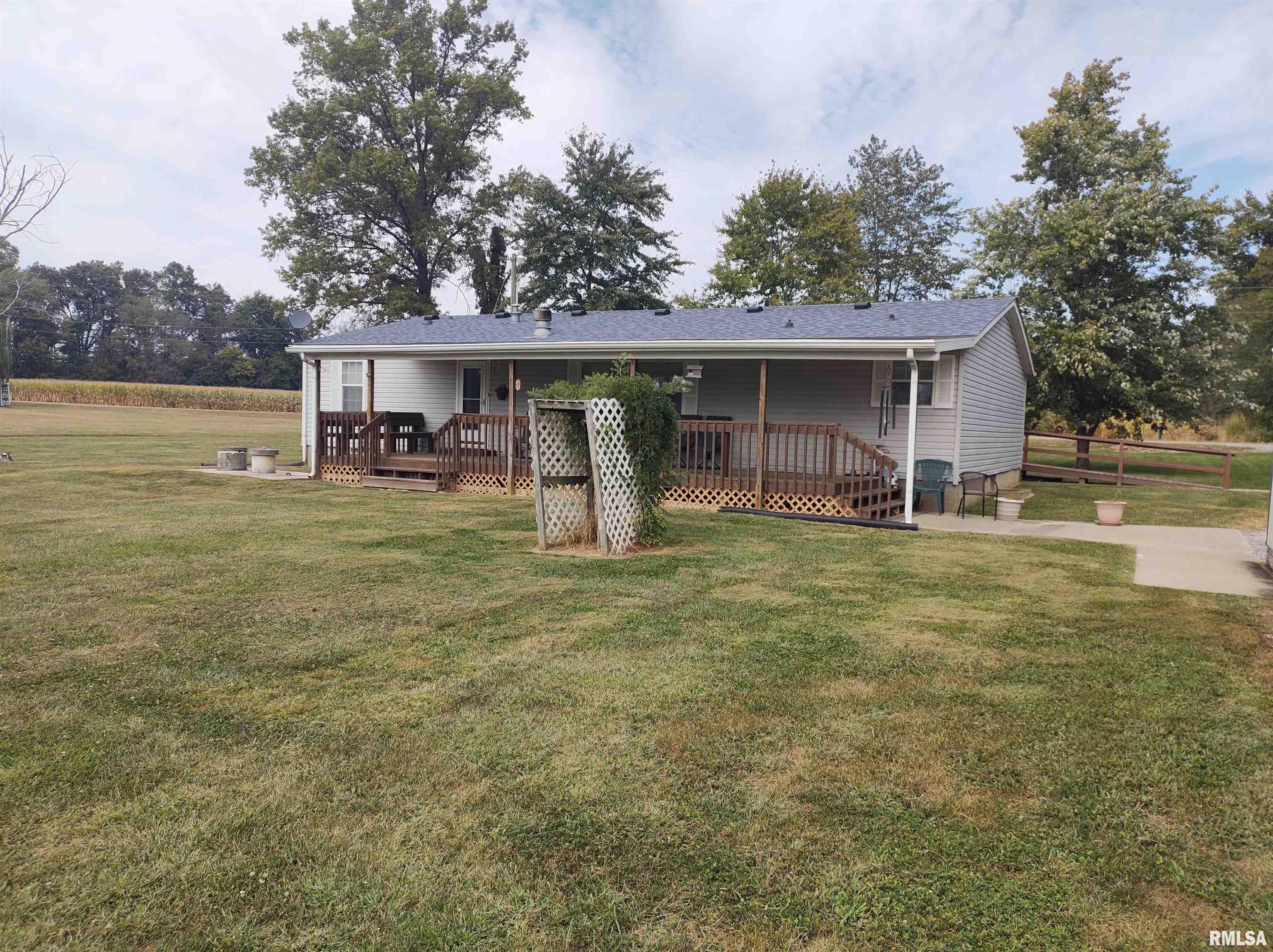 23742 Fitch Road Thompsonville, IL 62890 - Photo 6 of 19