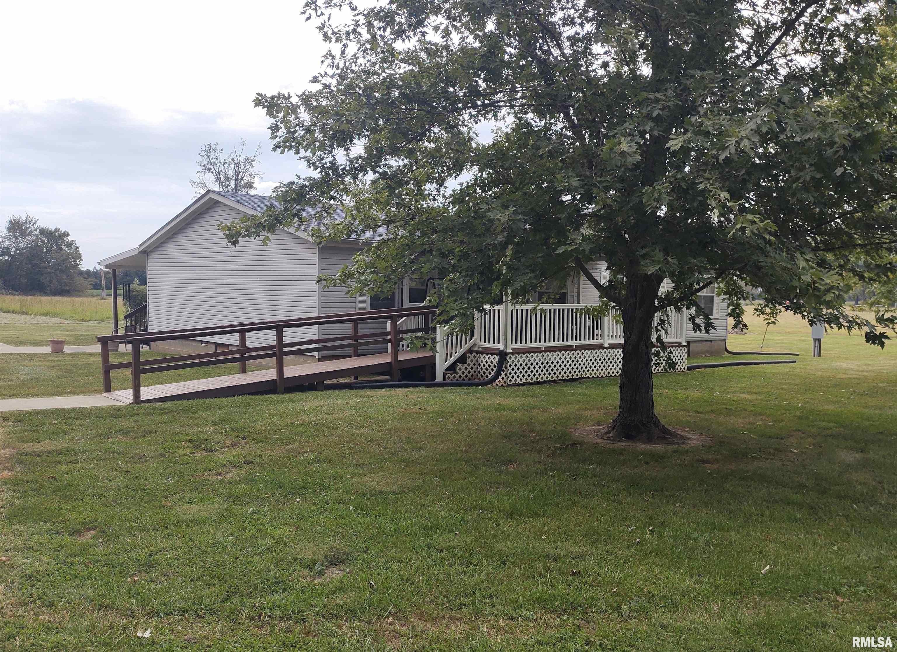 23742 Fitch Road Thompsonville, IL 62890 - Photo 7 of 19