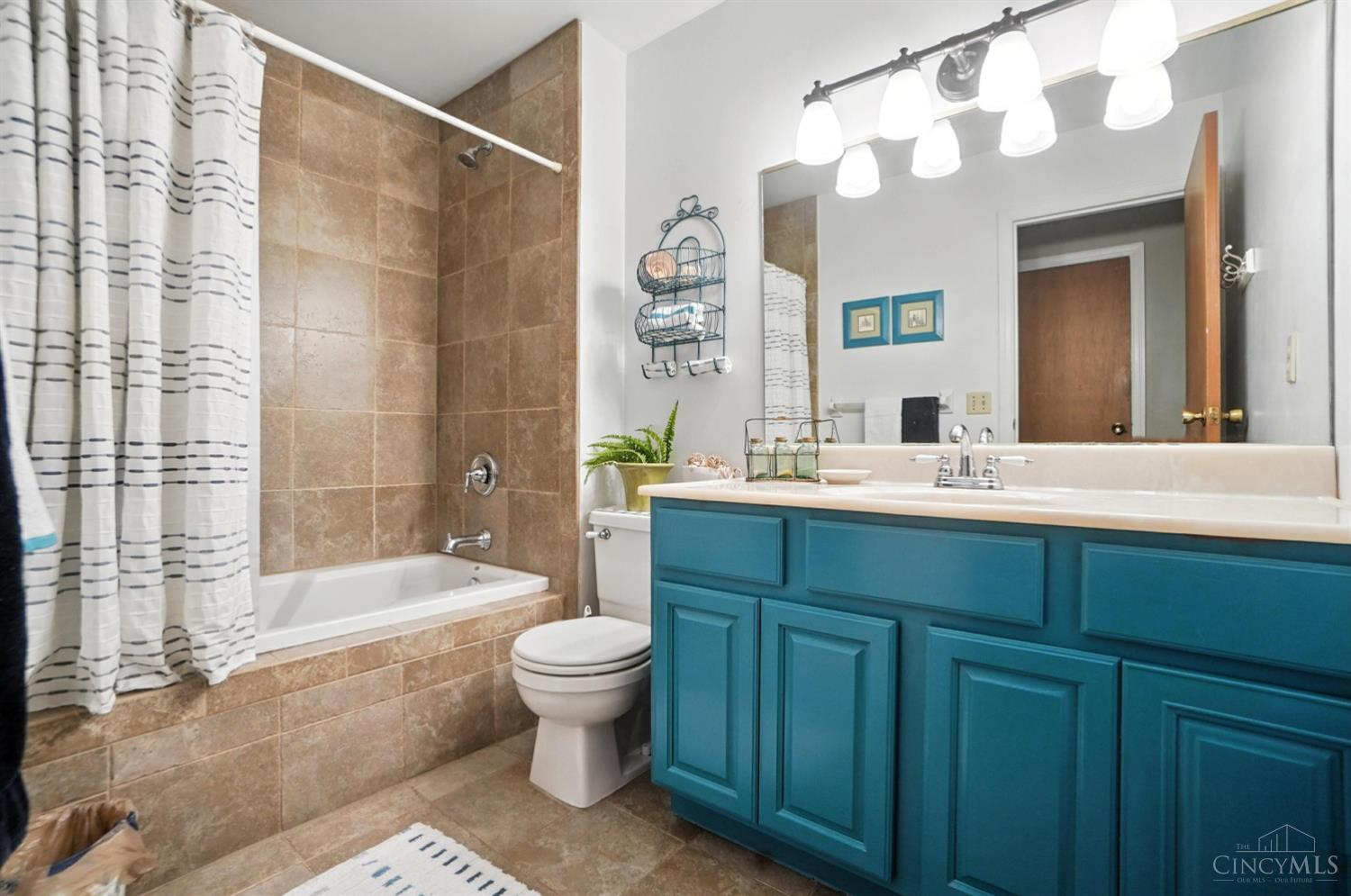 1092 Fox Run Road Milford, OH 45150 - Photo 29 of 51 Gallery Image 29