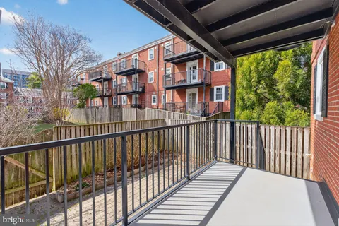$524,900 | 2932 South Columbus Street, Unit A2, Arlington, VA 22206