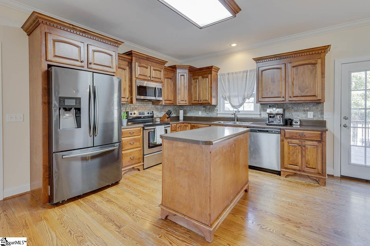 116 Royal Drive Williamston, SC 29697 - Photo 12 of 49