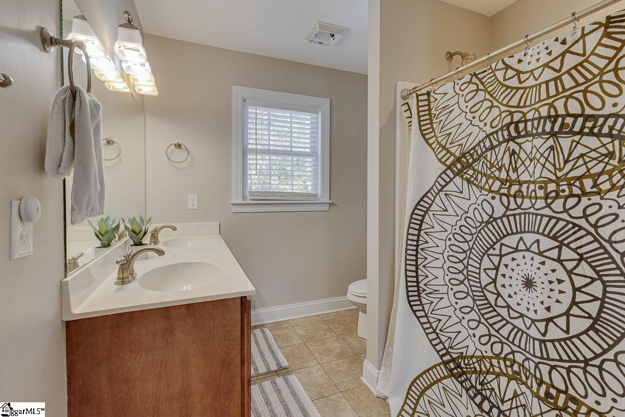 116 Royal Drive Williamston, SC 29697 - Photo 34 of 49