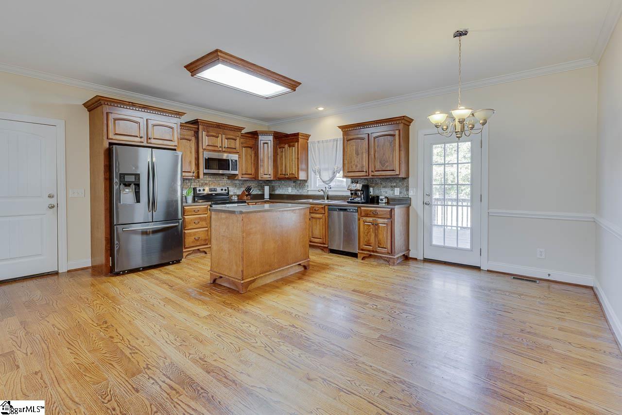 116 Royal Drive Williamston, SC 29697 - Photo 7 of 49