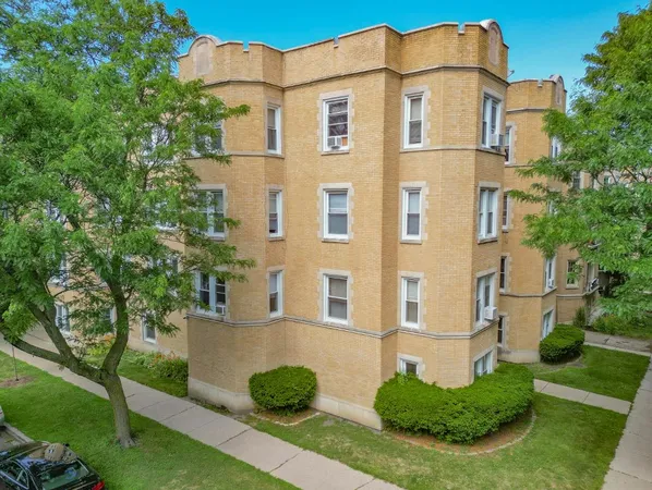 $1,595 | 2154 West Arthur Avenue, Unit G, Chicago, IL 60645