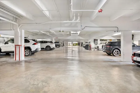 $839,000 | 4000 Northeast 168th Street, Unit 113B, North Miami Beach, FL 33160