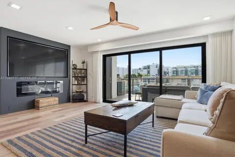 $839,000 | 4000 Northeast 168th Street, Unit 113B, North Miami Beach, FL 33160