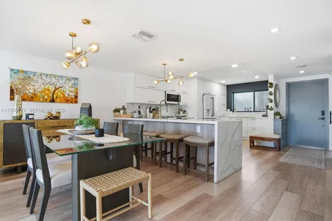 $839,000 | 4000 Northeast 168th Street, Unit 113B, North Miami Beach, FL 33160