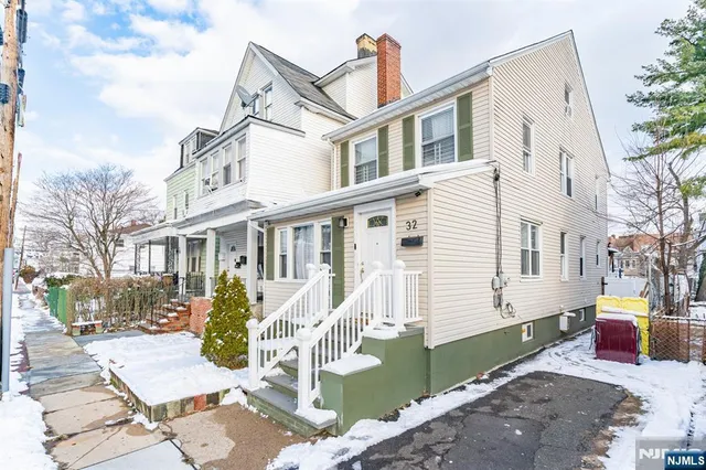 $400,000 | 32 Elmwood Terrace, Irvington, NJ 07111