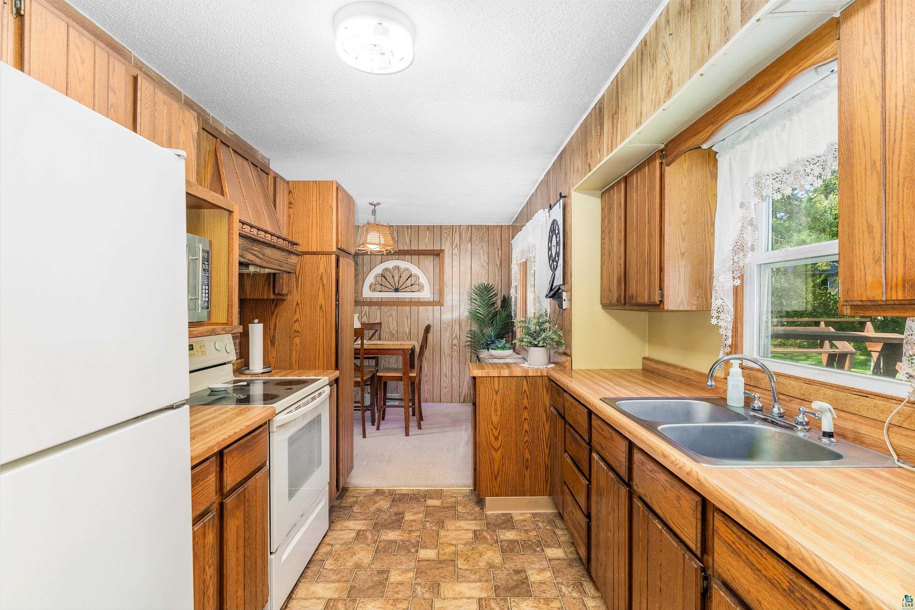 141 Alice Street Proctor, MN 55810 - Photo 15 of 46