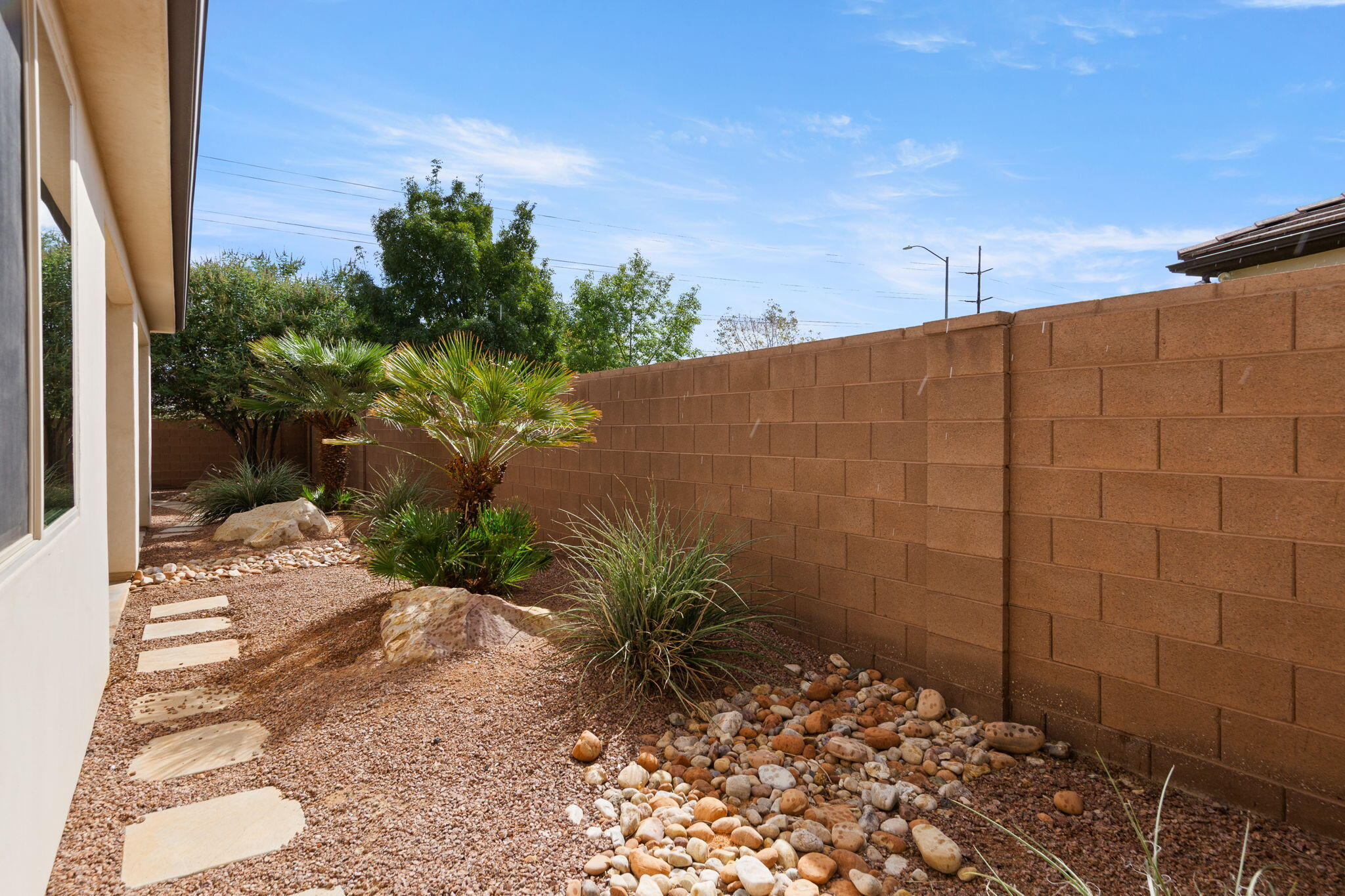 2992 Rasmussen Drive St. George, UT 84790 - Photo 15 of 33 Backyard