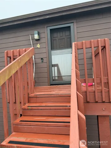 $325,900 | 1317 Ocean Shores Boulevard Southwest, Unit 4, Ocean Shores, WA 98569