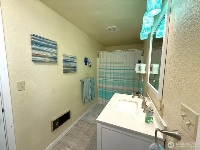 $325,900 | 1317 Ocean Shores Boulevard Southwest, Unit 4, Ocean Shores, WA 98569