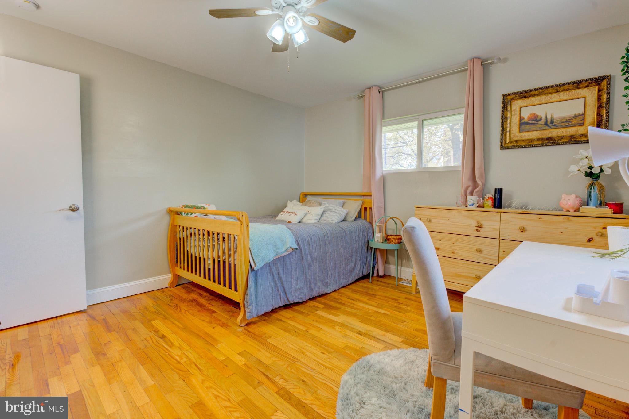 1602 Veirs Mill Road Rockville, MD 20851 - Photo 25 of 50 Cozy retreat with warm wood accents.