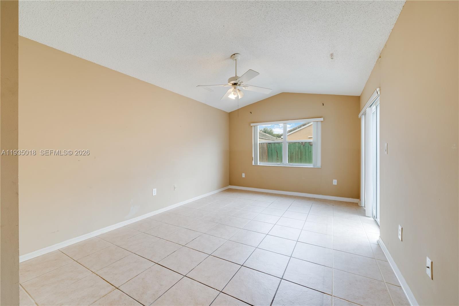 16154 Southwest 85th Street Miami, FL 33193 - Photo 14 of 33