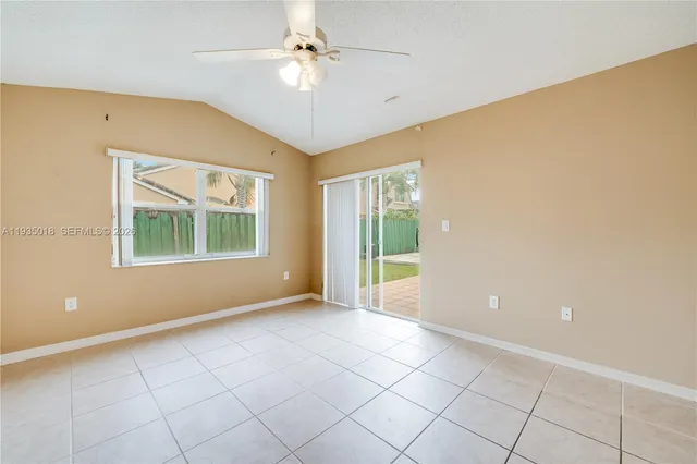 $579,000 | 16154 Southwest 85th Street, Miami, FL 33193