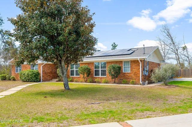 $2,700 | 1018 South Kimbrel Avenue, Panama City, FL 32404