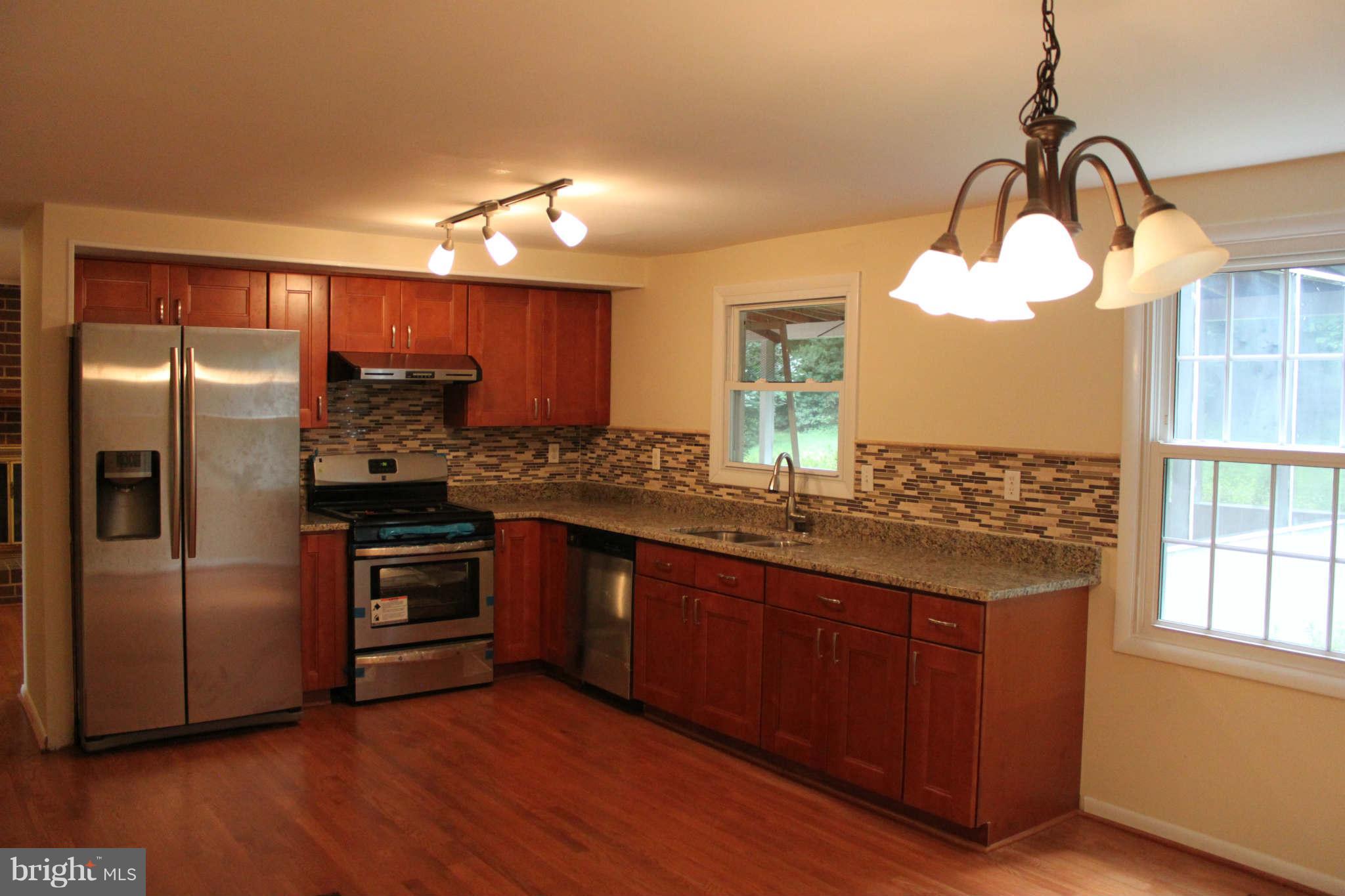 11027 Howland Drive Reston, VA 20191 - Photo 5 of 15 Kitchen