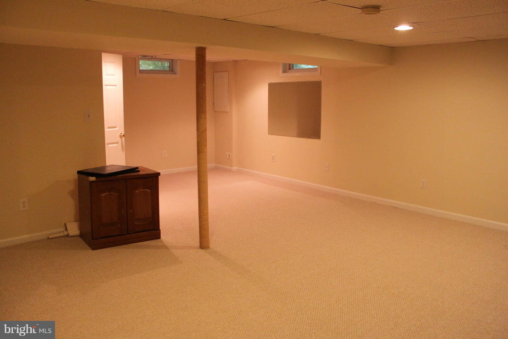 11027 Howland Drive Reston, VA 20191 - Photo 8 of 15 Basement