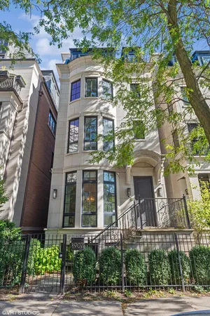 $2,990,000 | 1907 North Lincoln Park West, Chicago, IL 60614