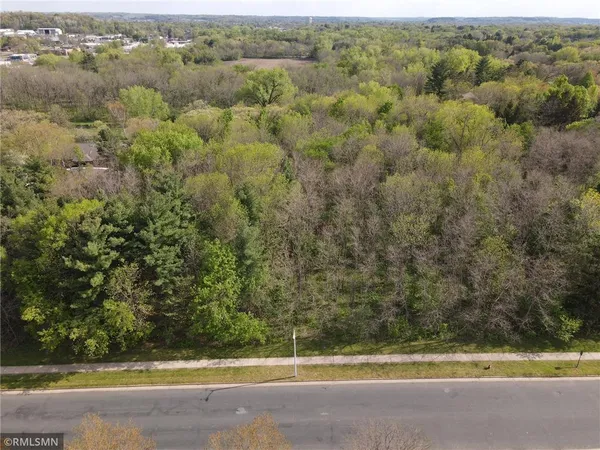 $945,000 | 3.25-ac Riverside Drive, River Falls, WI 54022