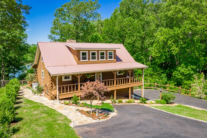 142 Rayahs Way Quebeck, TN 38579 - Photo 1 of 42 Gallery Image 1