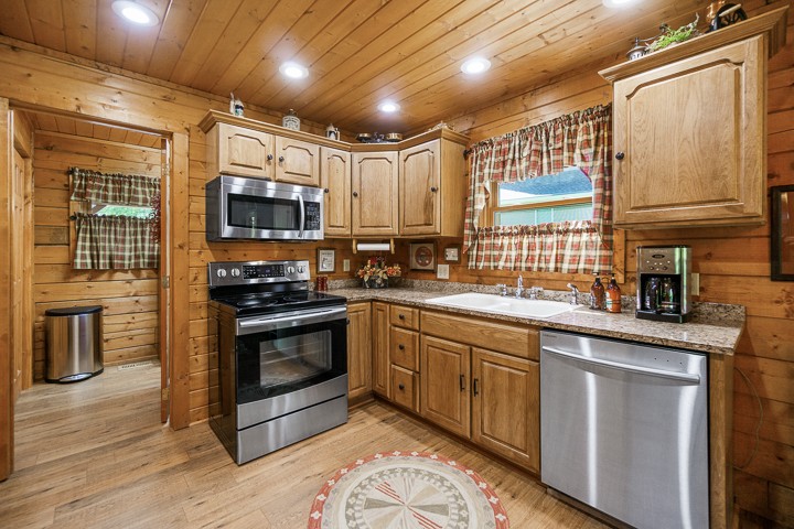 142 Rayahs Way Quebeck, TN 38579 - Photo 18 of 42 Gallery Image 18