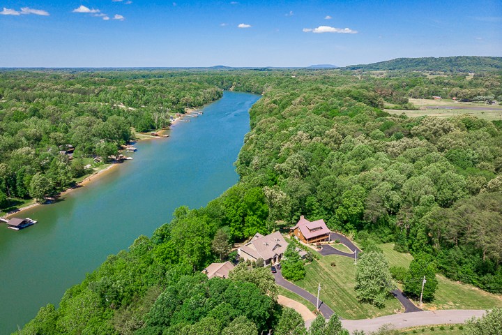 142 Rayahs Way Quebeck, TN 38579 - Photo 4 of 42 Gallery Image 4