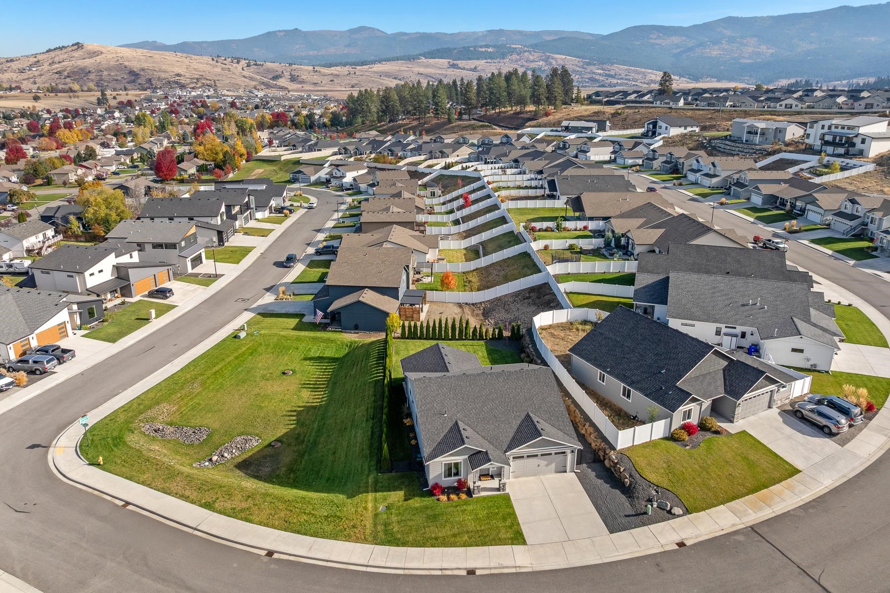 18105 Selkirk Estates Road Greenacres, WA 99016 - Photo 3 of 36 Gallery Image 3