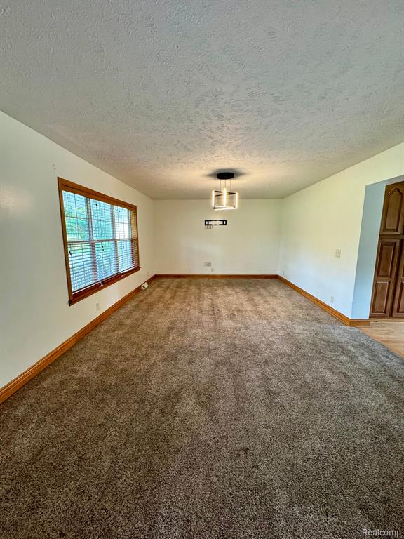11230 Birch Run Road Birch Run, MI 48415 - Photo 7 of 33