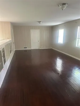 $279,900 | 701 Hulme Street, Bowie, TX 76230