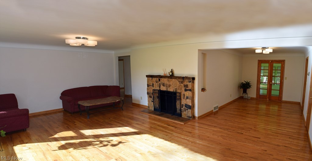 176 Brush Road Cleveland, OH 44143 - Photo 3 of 17 Gallery Image 3