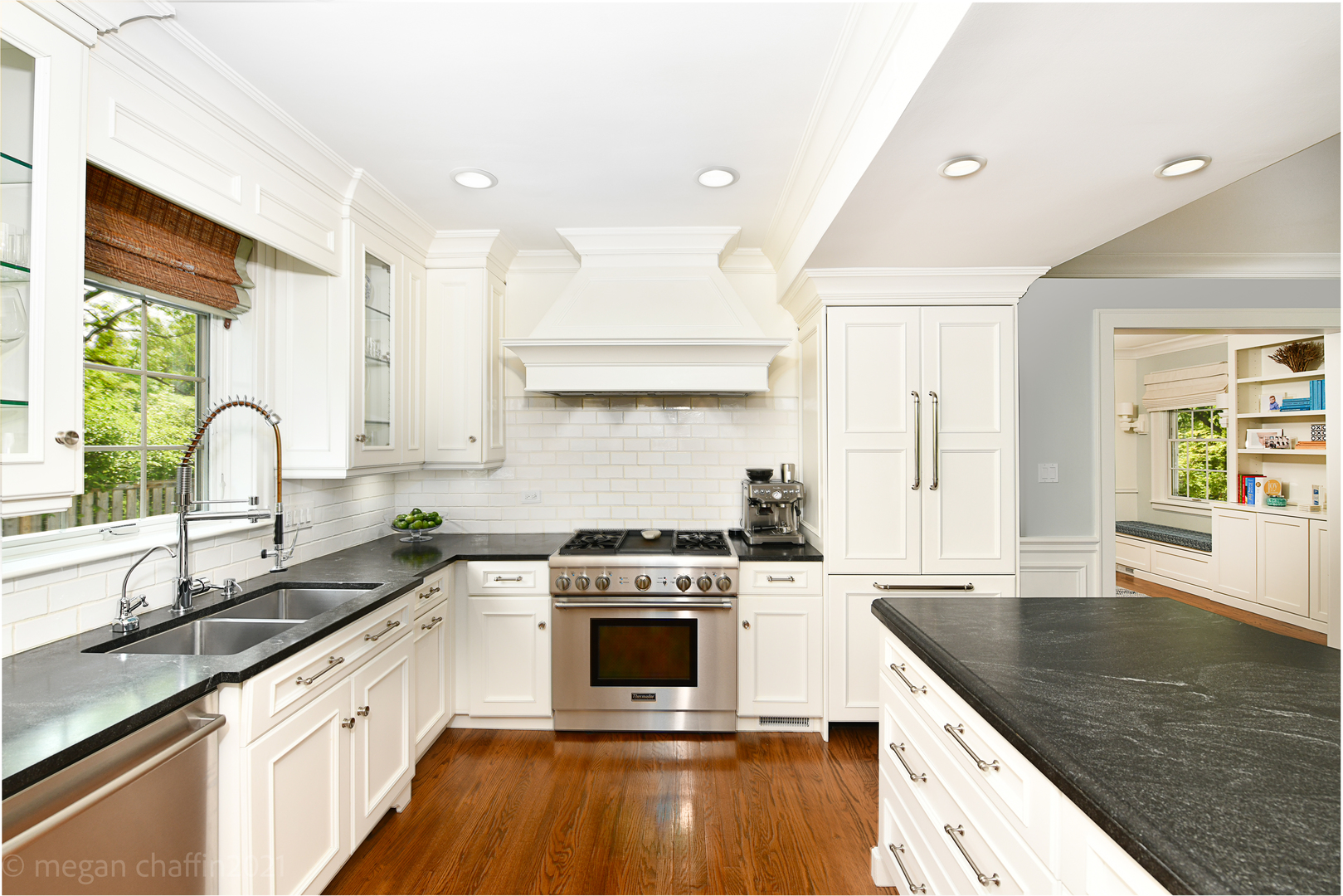 1094 Pine Street Winnetka, IL 60093 - Photo 14 of 47