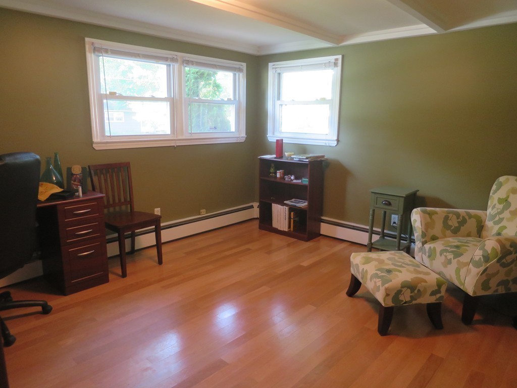 233 Corcoran Boulevard Springfield, MA 01118 - Photo 8 of 20 Gallery Image 8