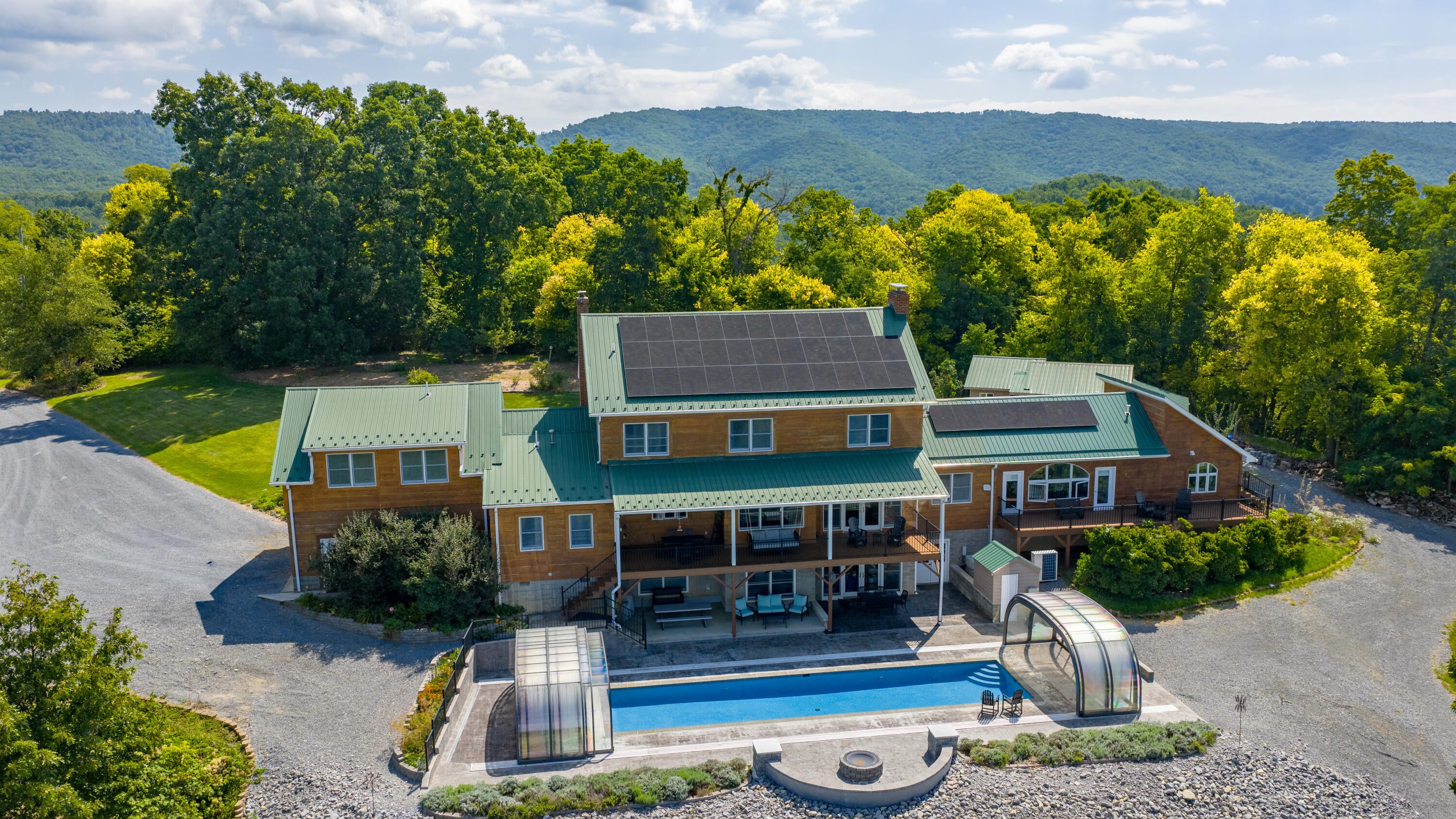 221 Montview Road Caldwell, WV 24925 - Photo 1 of 92 Gallery Image 1