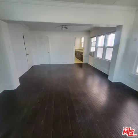 $1,800 | 150 South Kenmore Avenue, Unit 150 1/2, Los Angeles, CA 90004