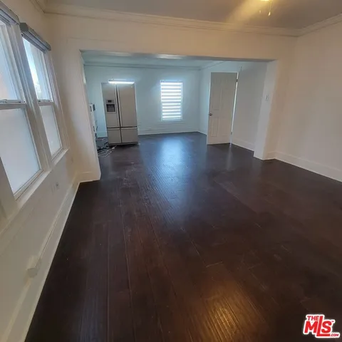 $1,800 | 150 South Kenmore Avenue, Unit 150 1/2, Los Angeles, CA 90004